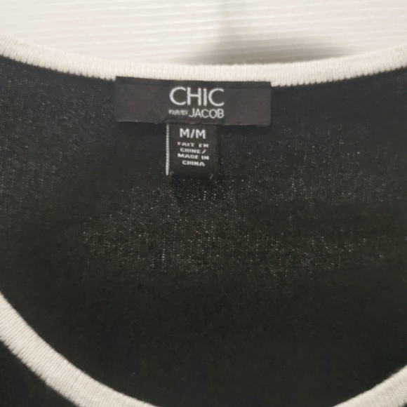 Chic by Jacob - Cardigan with Bow Detail - Picture 3 of 5